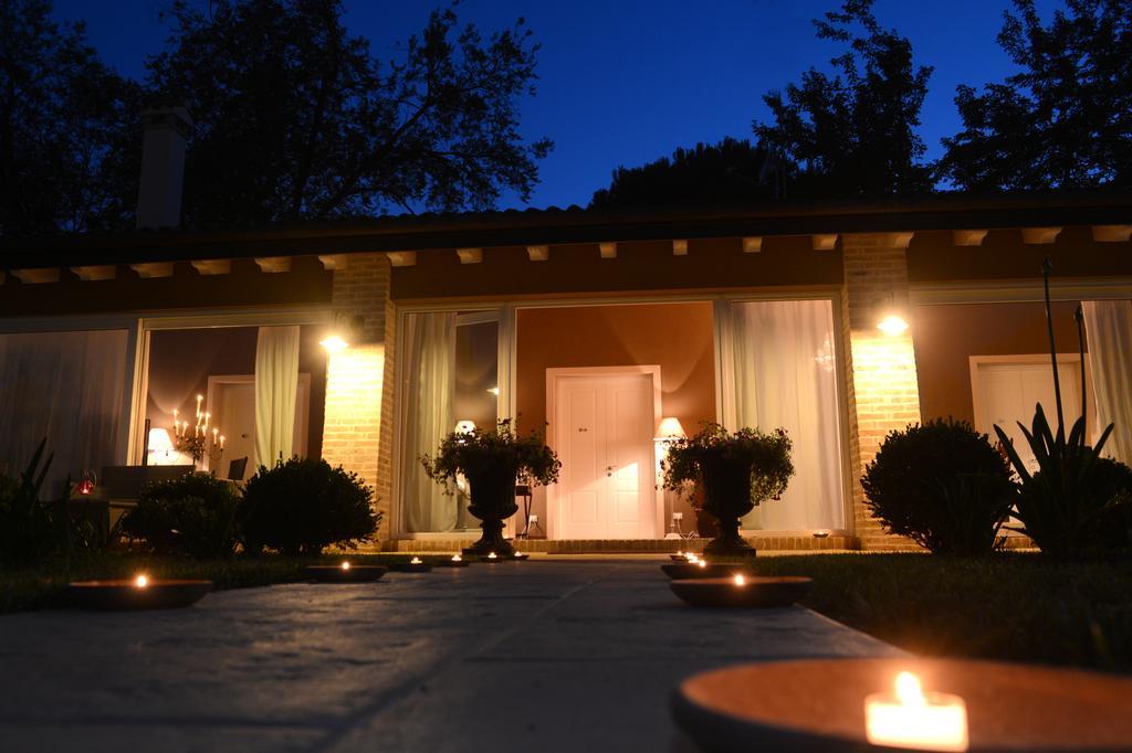 A Casa Di Delia B&B Charming House Сант-Элена-ди-Силея Экстерьер фото