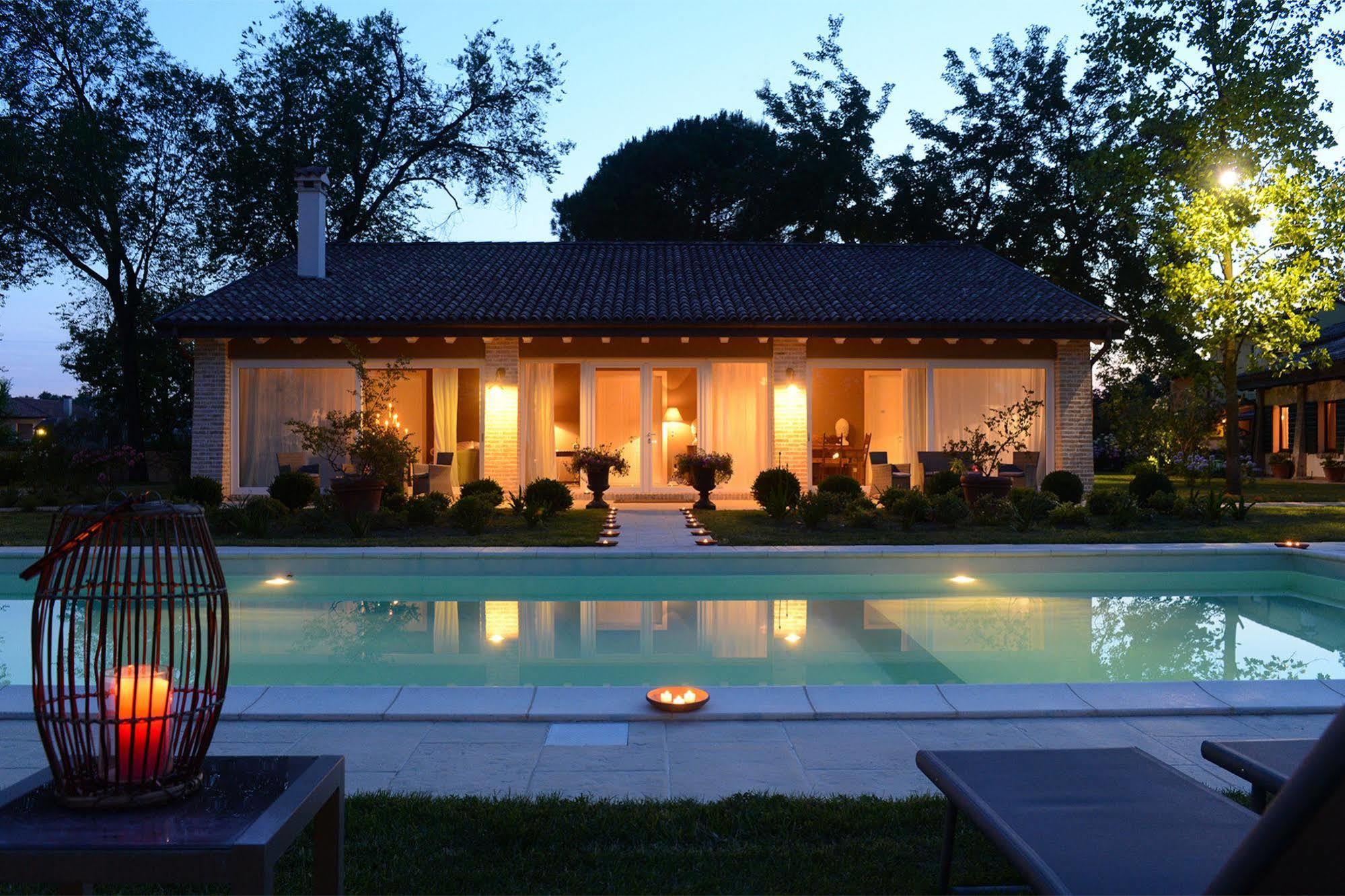 A Casa Di Delia B&B Charming House Сант-Элена-ди-Силея Экстерьер фото